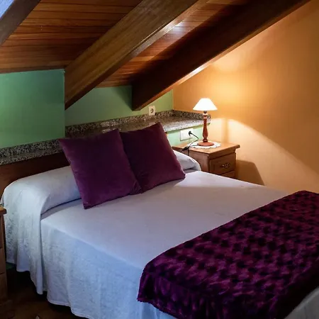 Apartment Rurales Mestas Puenteciella